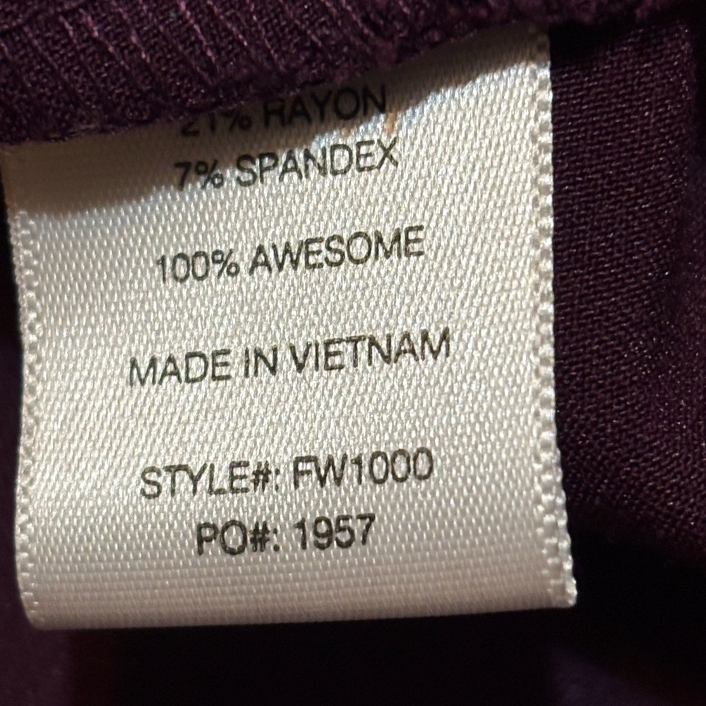 Figs Women's V-Neck Top Dark Purplish - Picture 7 of 8